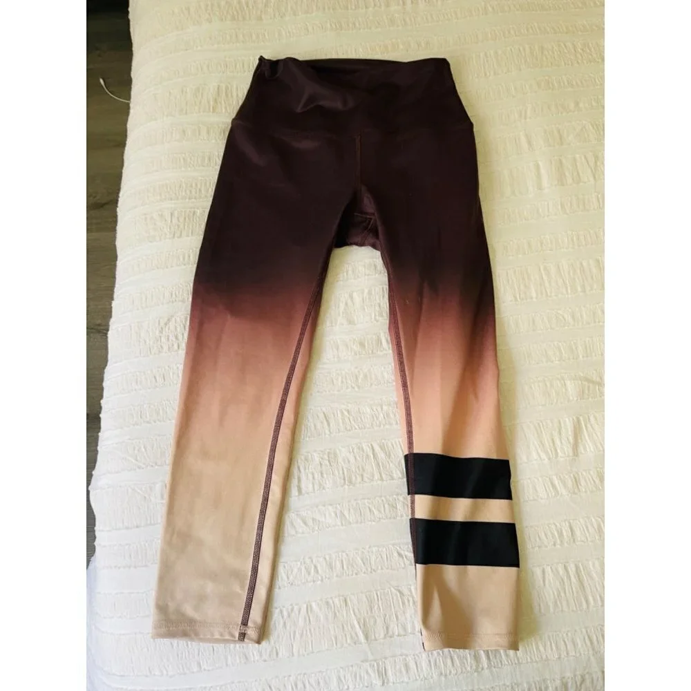 ALO High waisted Airbrushed Cropped Leggings SZ XS